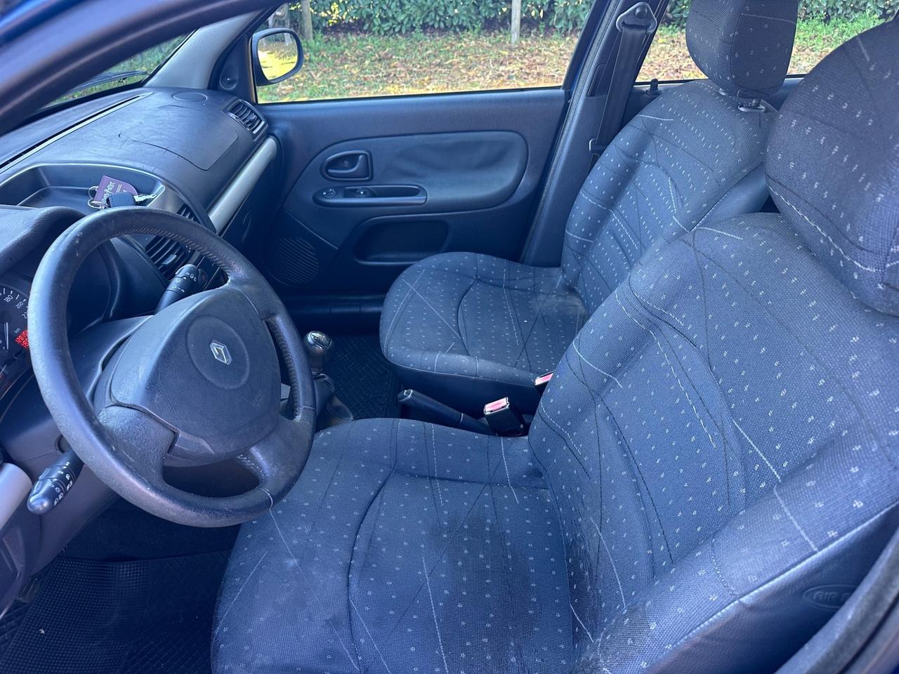 Renault Clio 1.2 benz 2003 Neopatentati