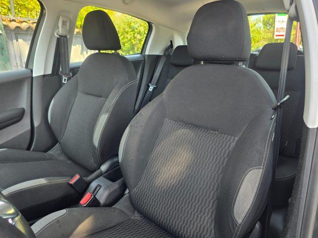 PEUGEOT 208 1.2i Benzina 82CV 5 Porte Active per NEOPATENTATI