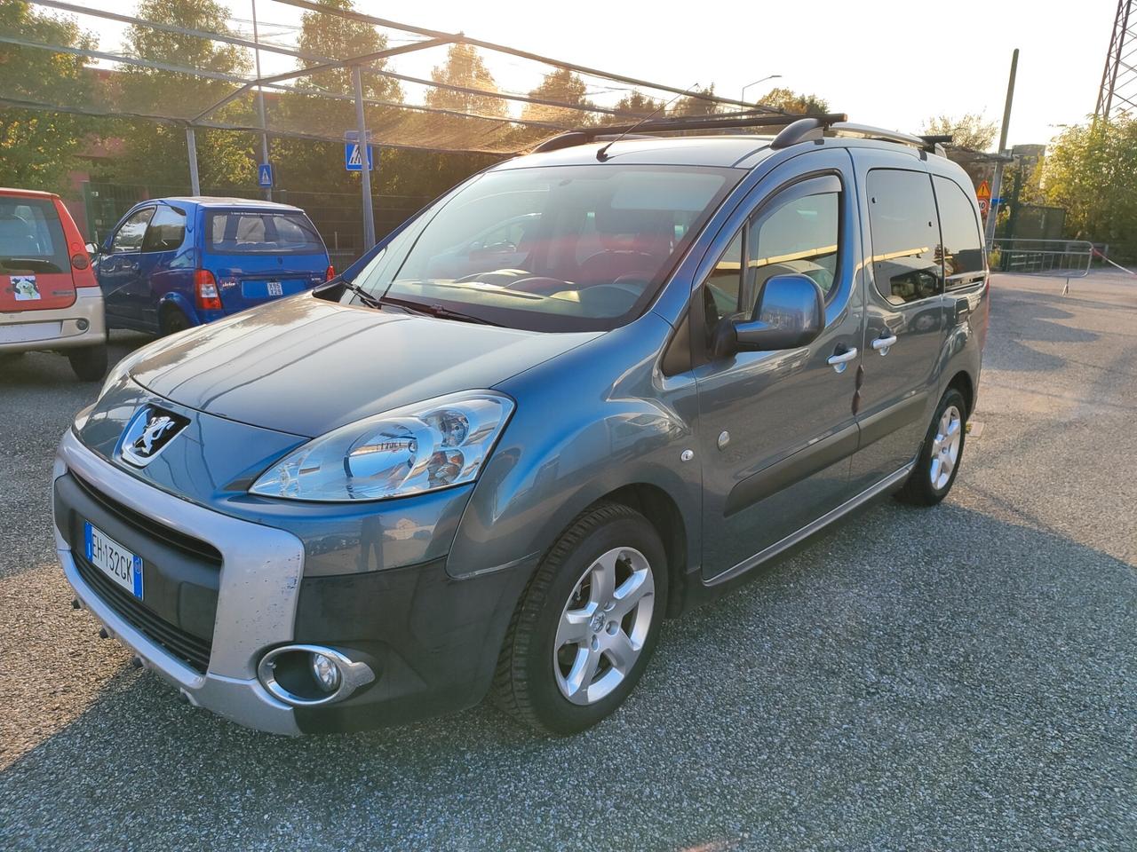 Peugeot Partner Tepee 1.6 HDi 92CV Outdoor
