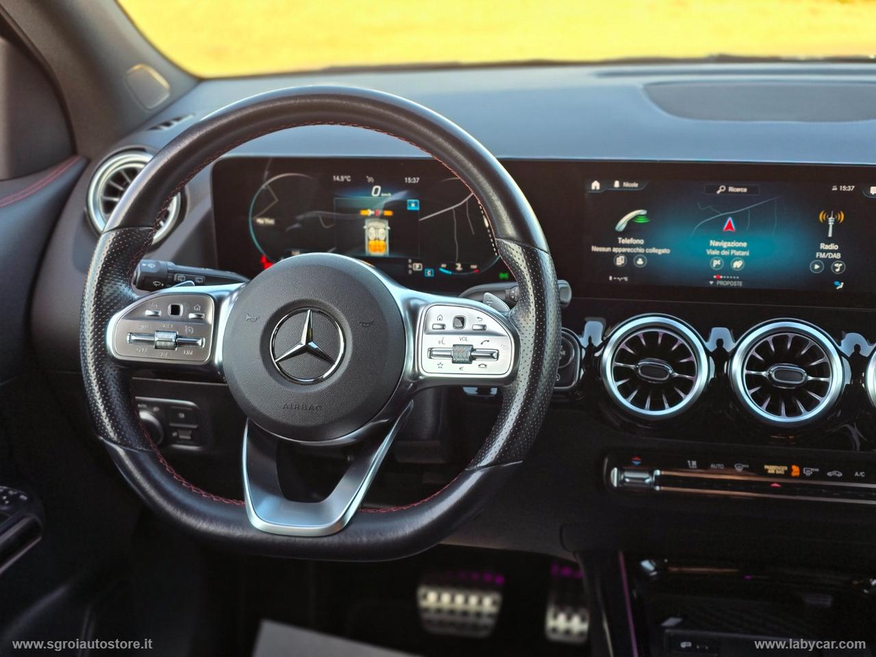 MERCEDES-BENZ GLA 200 d Automatic Premium