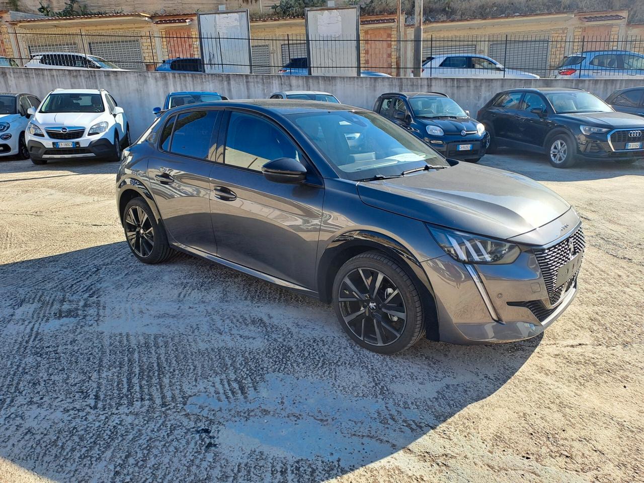 Peugeot 208 PureTech 100 Stop&Start 5 porte GT