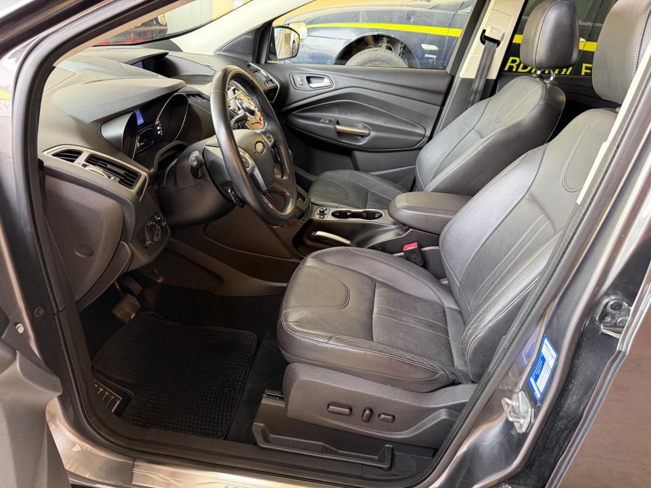 Ford Kuga 2.0 TDCI 4WD Titanium Full Optional