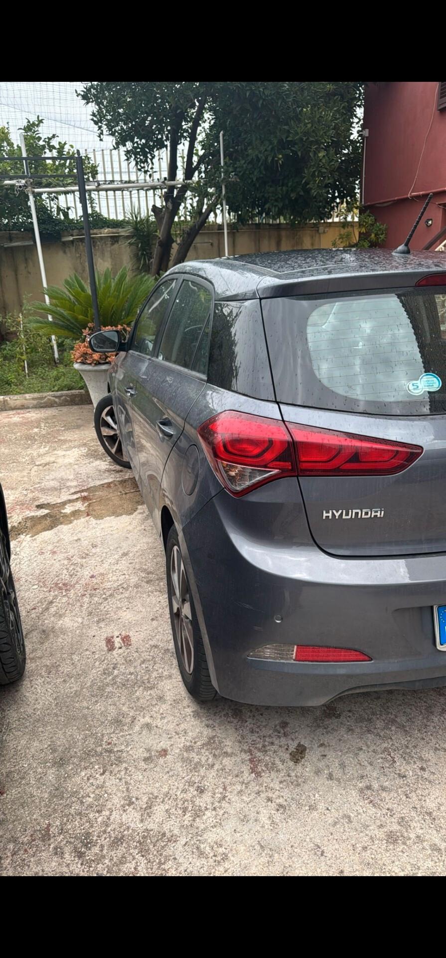 Hyundai i20 1.1 CRDi 12V /"73.000km!!!"