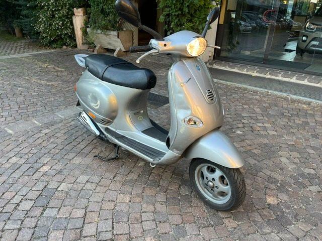 VESPA 125 ET4 125
