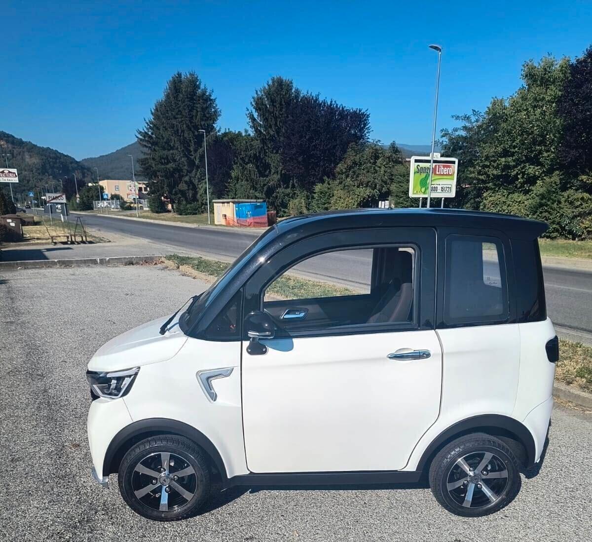 FREEDOM EVO anziani o disabili SENZA PATENTE MINICAR