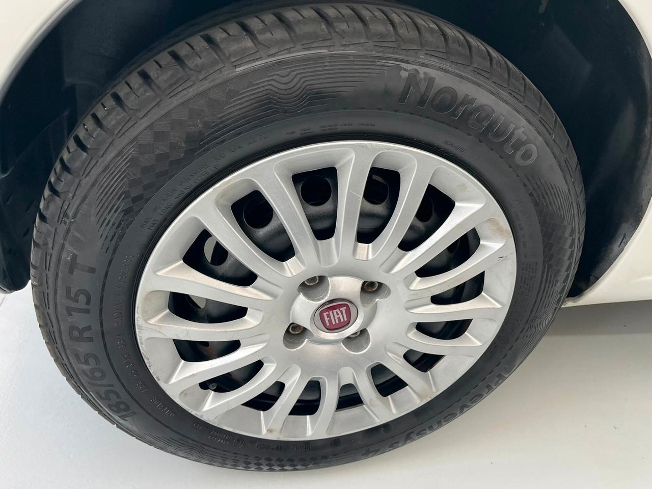 FIAT Punto 4ª serie Punto 1.4 8V 5 porte Easyp...