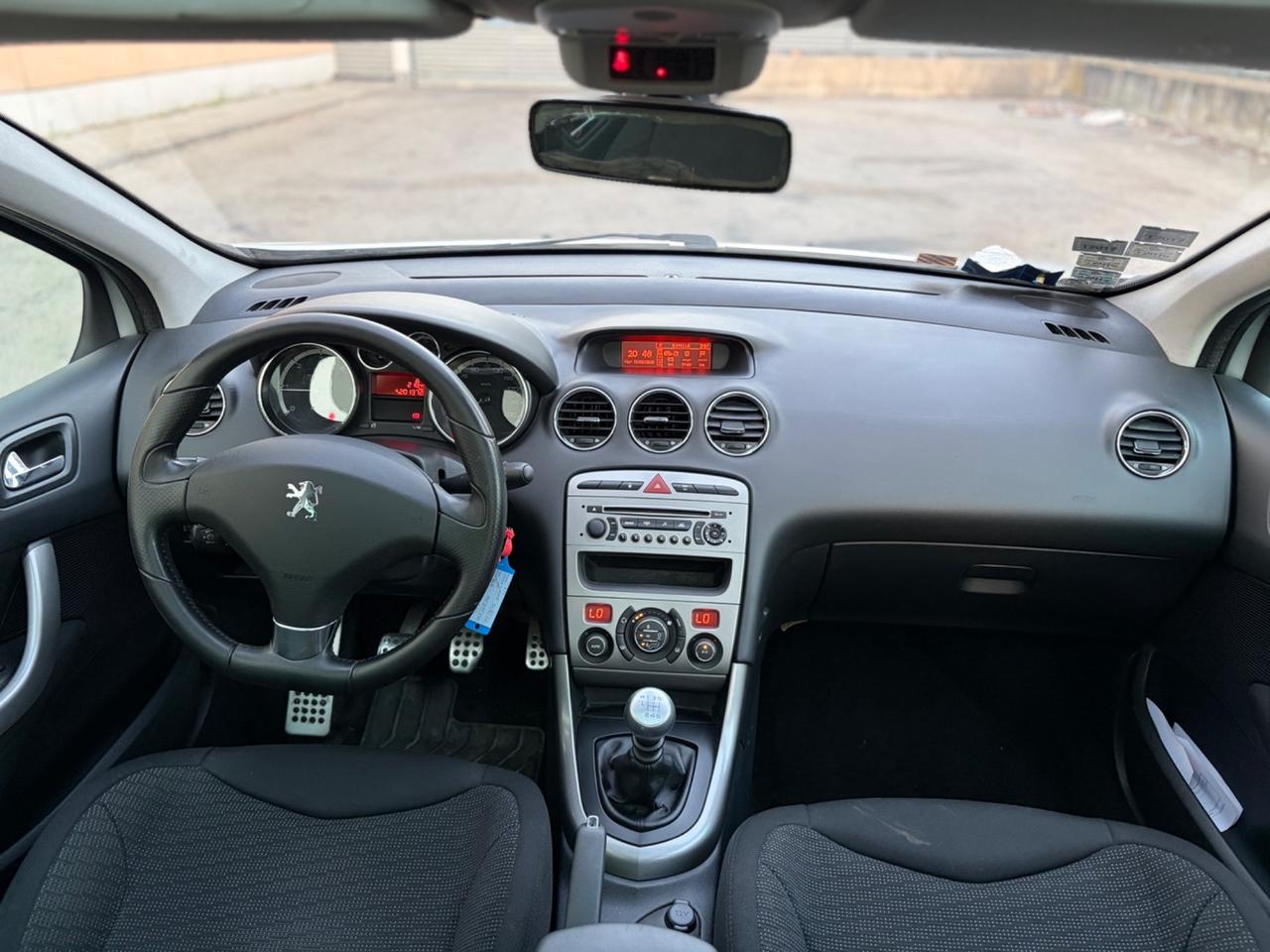 Peugeot 308 1.6d tettto 6 marce auto ok anno 2010 euro5
