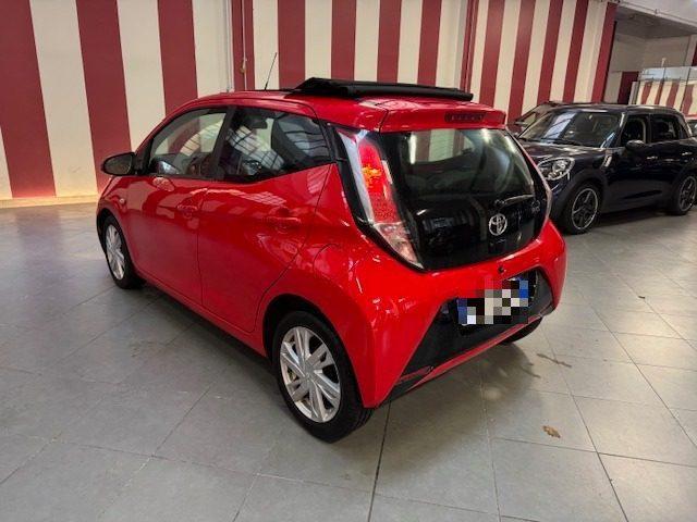 TOYOTA Aygo 1.0 VVT-i 69 CV 5 porte x-wave