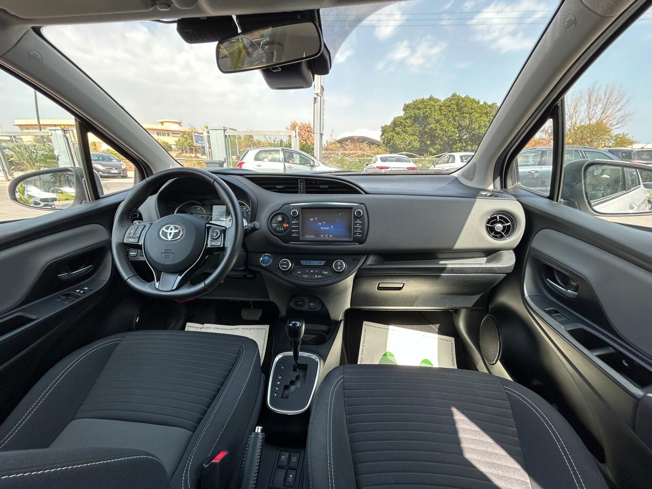 Toyota Yaris III 5p 1.5h Active