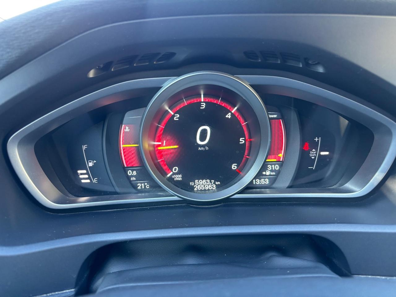 Volvo V40 Cross Country D2 1.6 Summum