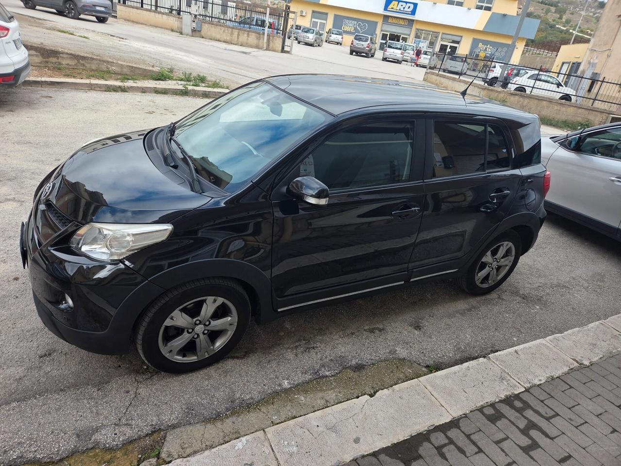 TOYOTA URBAN CRUISER 4X4 INSERIBILE KM CERTIF