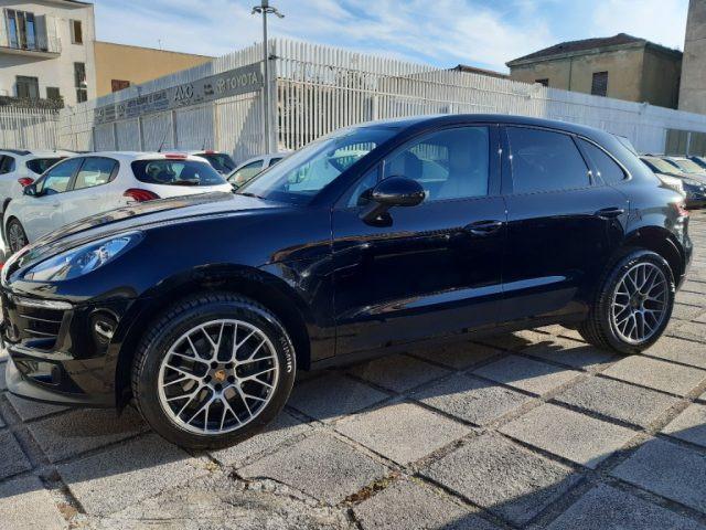 PORSCHE Macan 2.0