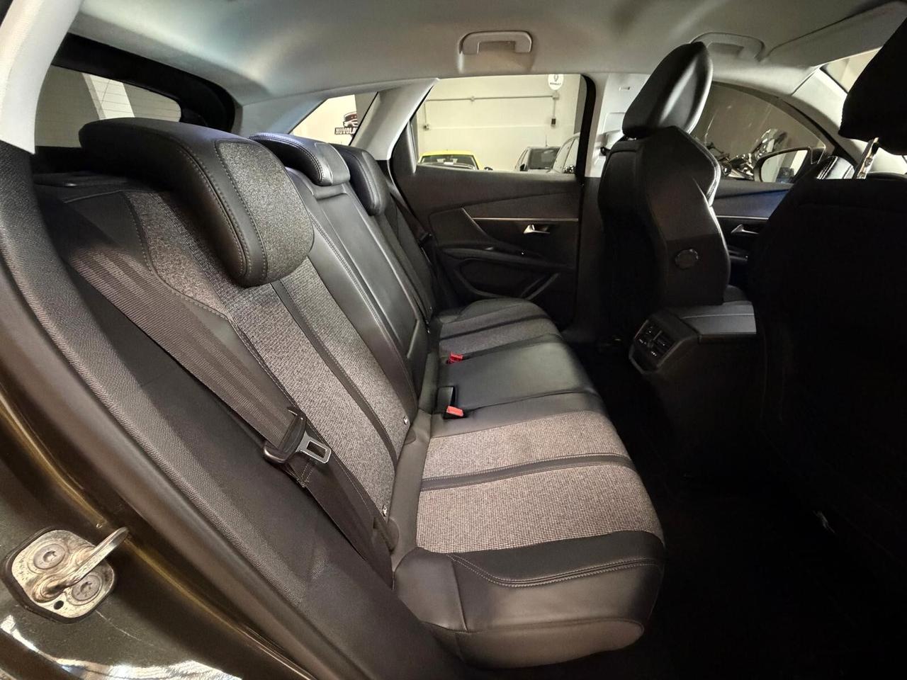 Peugeot 3008 BlueHDi 120 S&S EAT6 Allure A RATE DA 150 AL MESE