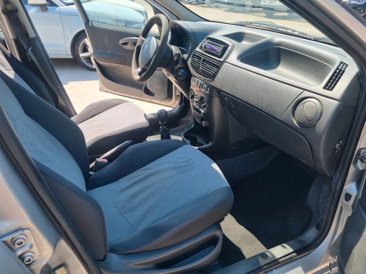 Fiat Punto 1.2i cat 5 porte ELX