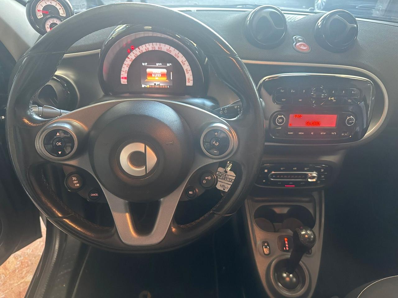 SMART FORFOUR 1.0 71CV TWINAMIC PASSION GRIGIO SCURO MET TRIDION NERO C.L.15 UFFICIALE FATTURABILE IVA ESPOSTA COME NUOVA OK NEOPATENTATI