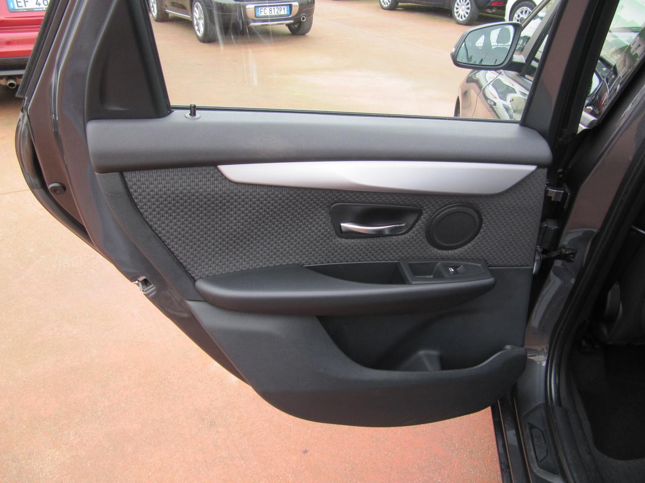 Bmw 2er Active Tourer 216d