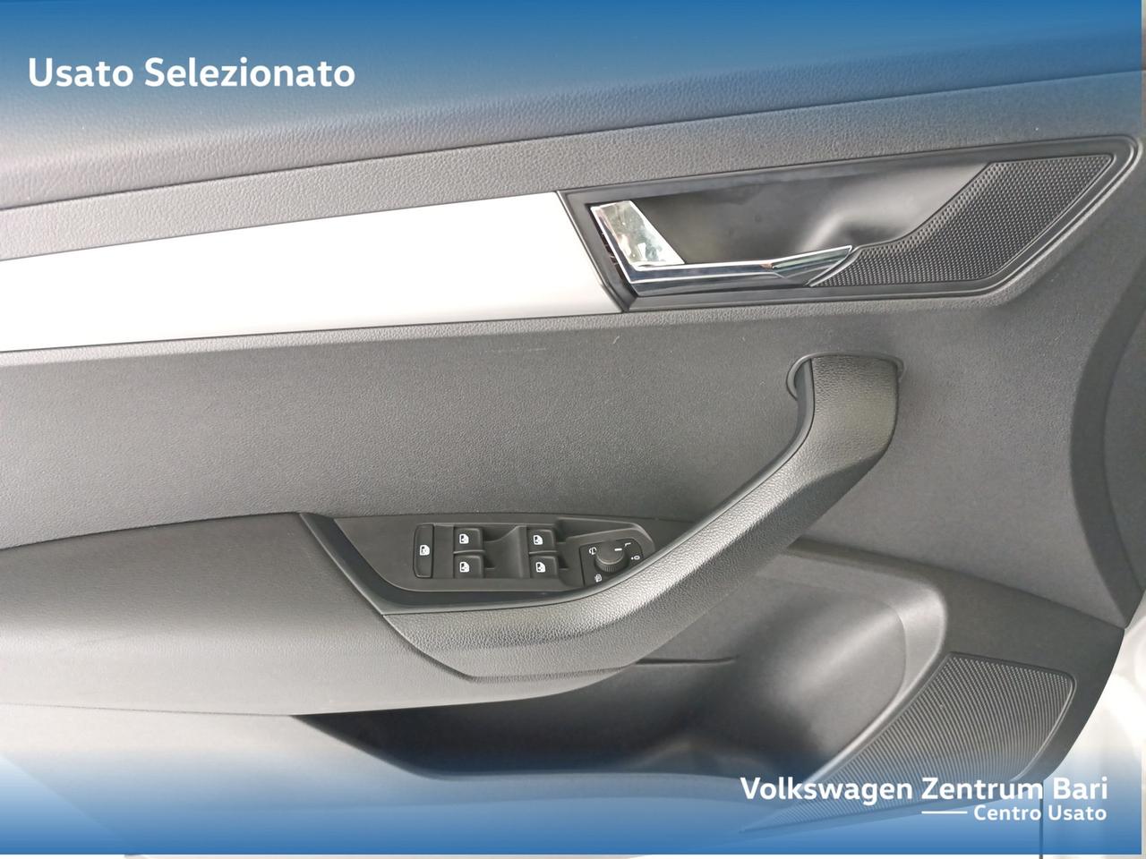 Skoda Karoq 2.0 tdi evo ambition 115cv dsg