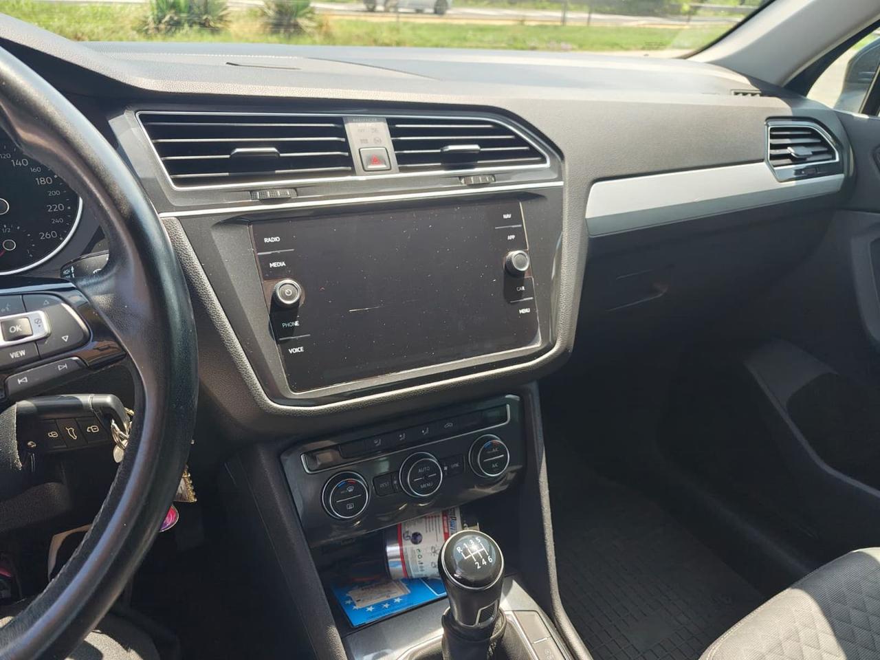 Volkswagen Tiguan Business 1.6 TDI #11814