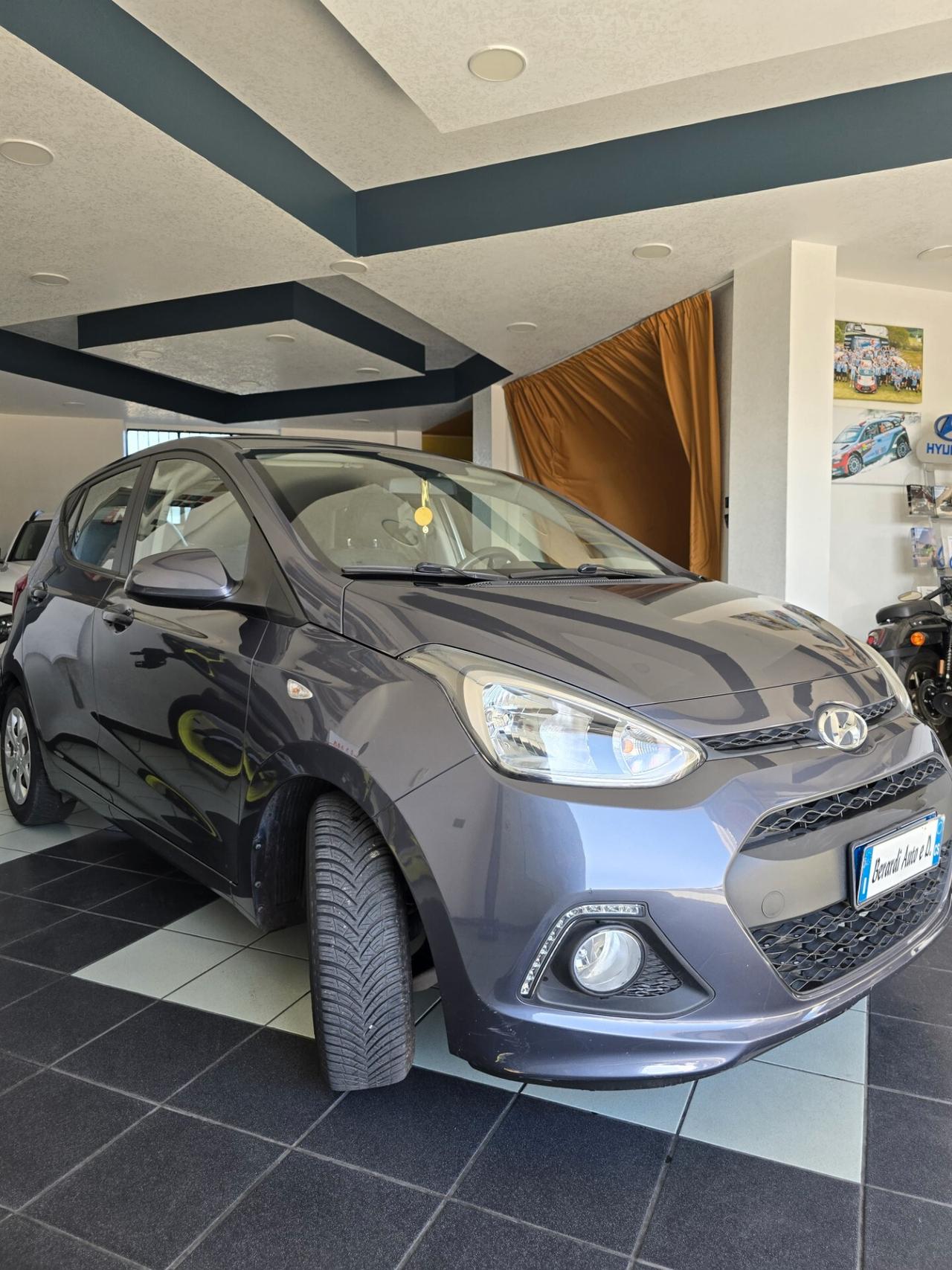 Hyundai i10 1.0 MPI Login