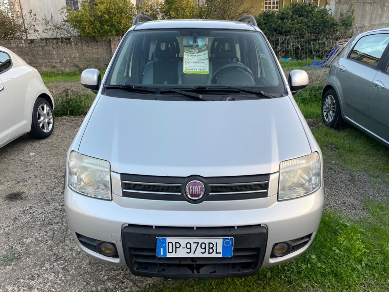 Fiat Panda 1.3 MJT 16V 4x4 con tasto ELD differenzi garanzia 12