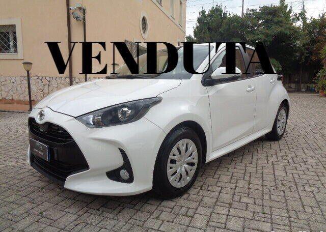 Toyota Yaris 1.0 5 porte Active