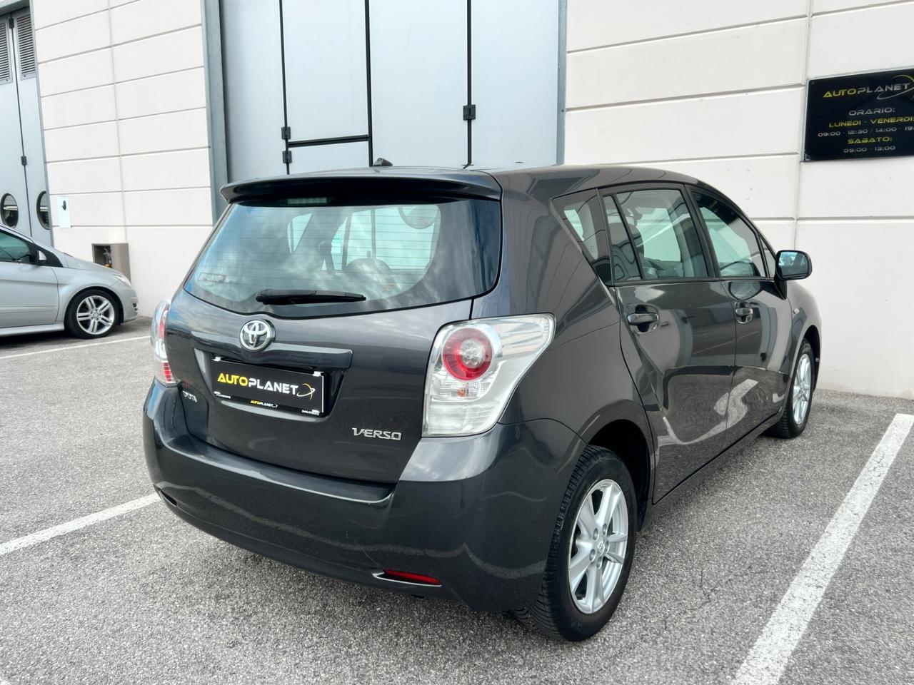 Toyota Verso 2.0 D Sol