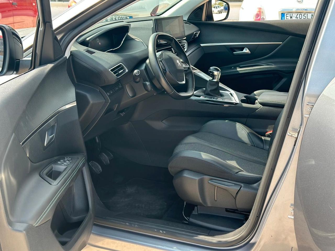 Peugeot 3008 1.5 130CV Allure Pack