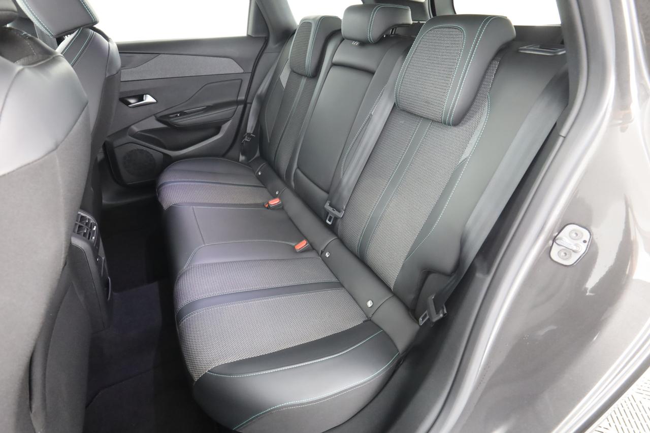 PEUGEOT 308 3ª serie 308 BlueHDi 130 S&S EAT8 SW Allure