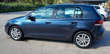 Volkswagen Golf 2.0 TDI 140CV DPF 5p. Highline AUTO GALLO Francofonte