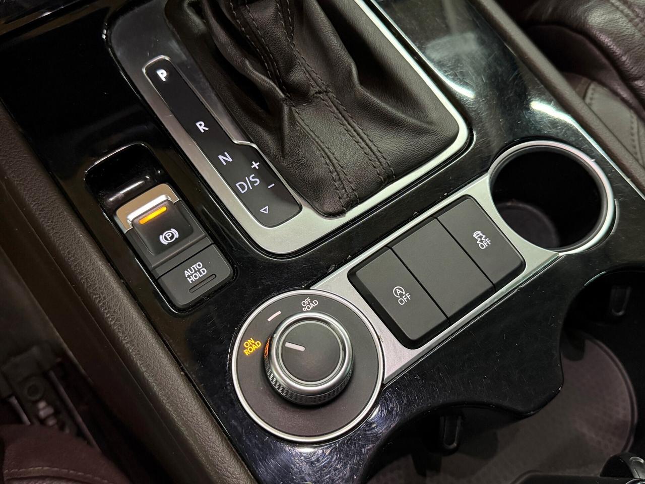 Volkswagen Touareg 3.0 TDI - IVA ESPOSTA - GARANZIA 12 MESI