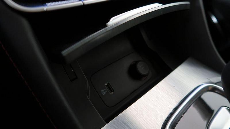 MG EHS 1.5 T Plug-in Hybrid Luxury