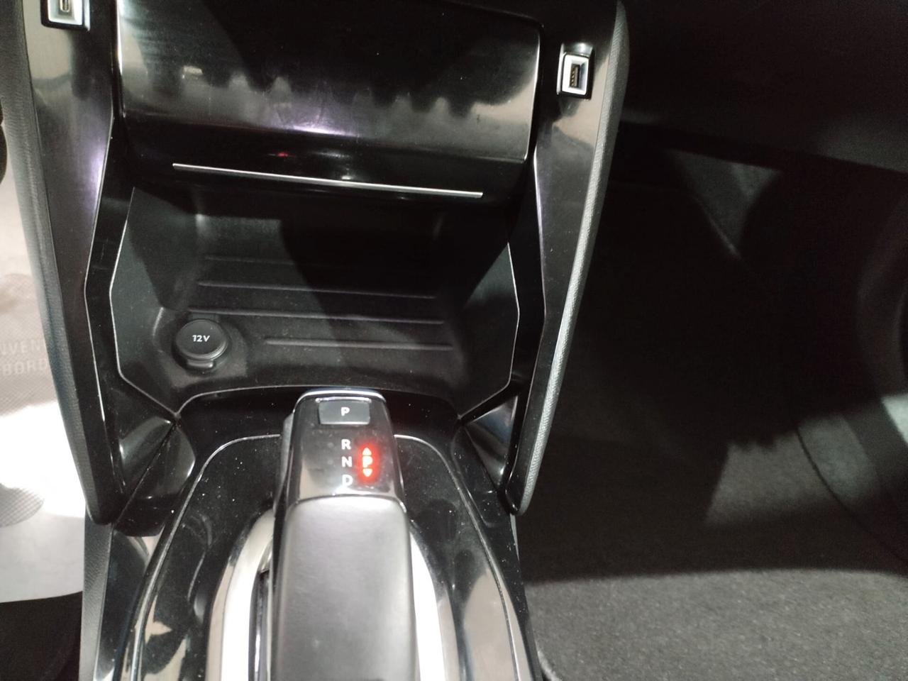 Peugeot 2008 BlueHDi 130 S&S EAT8 Allure