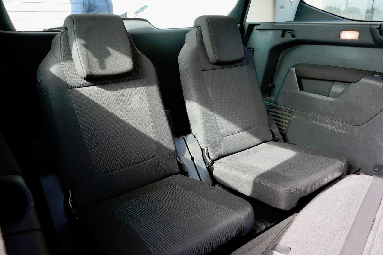 Peugeot 5008 1.6 HDi 110CV Féline