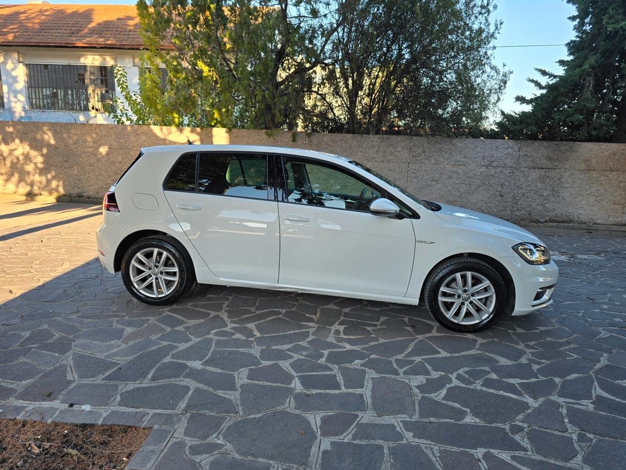 VOLKSWAGEN Golf 1.5 TGI DSG 5p. Highline BlueMotion Technology