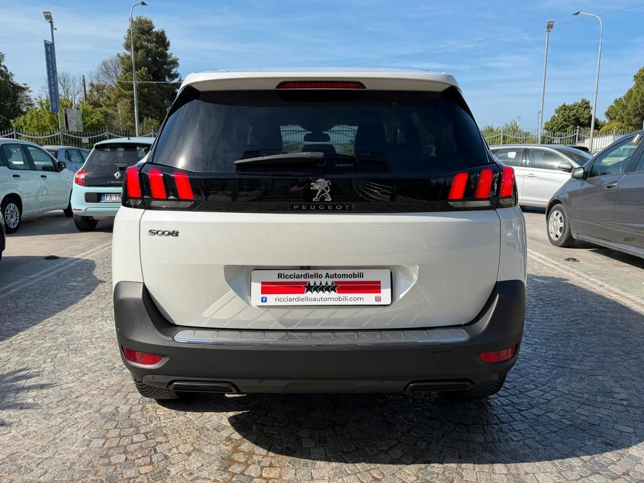 Peugeot 5008 BlueHDi 130 S&S EAT8 Allure 7 POSTI