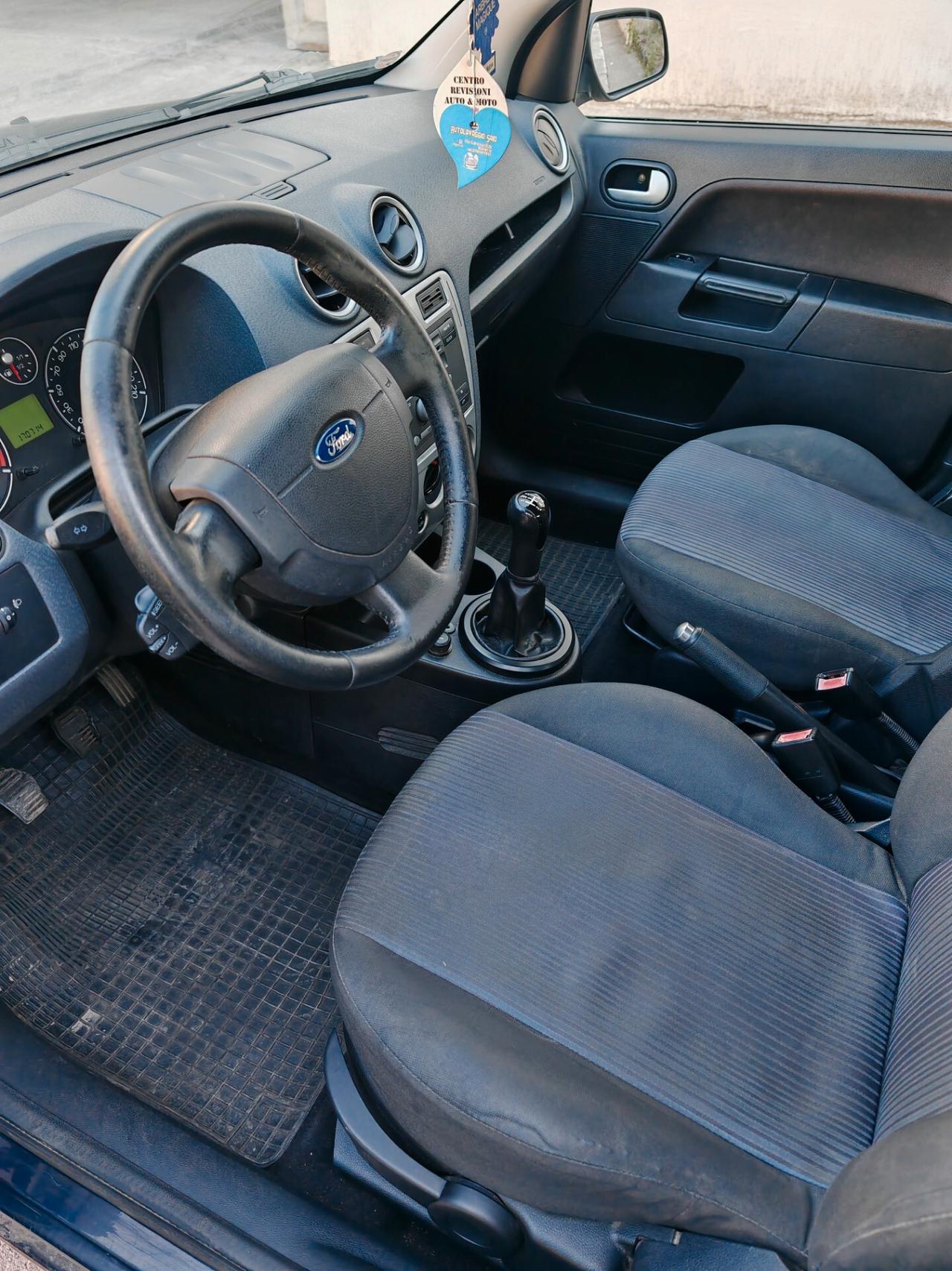 Ford Fusion 1.4 TDCi 5p. Collection