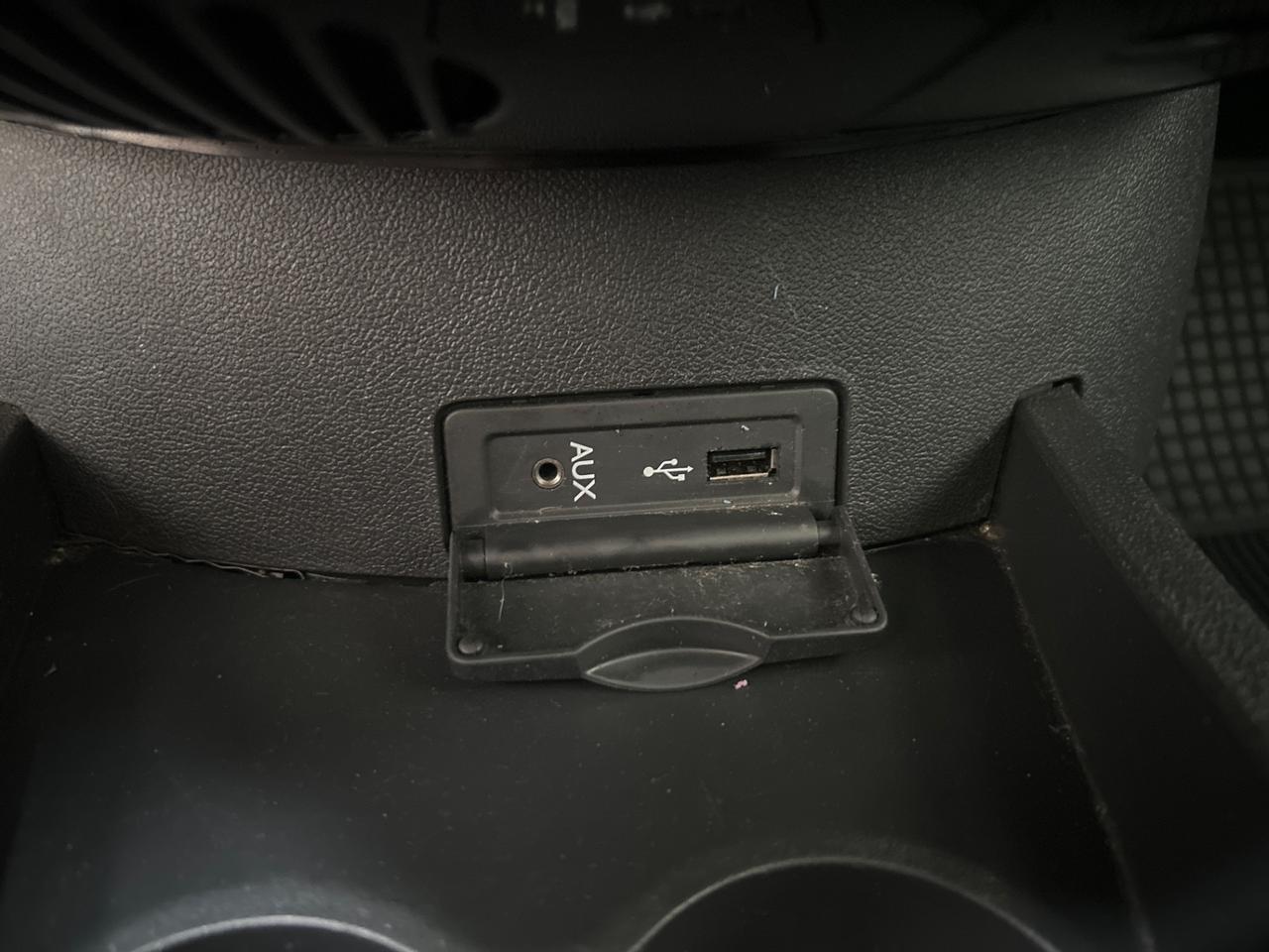 Renault Clio 1200 Gpl casa madre 2032