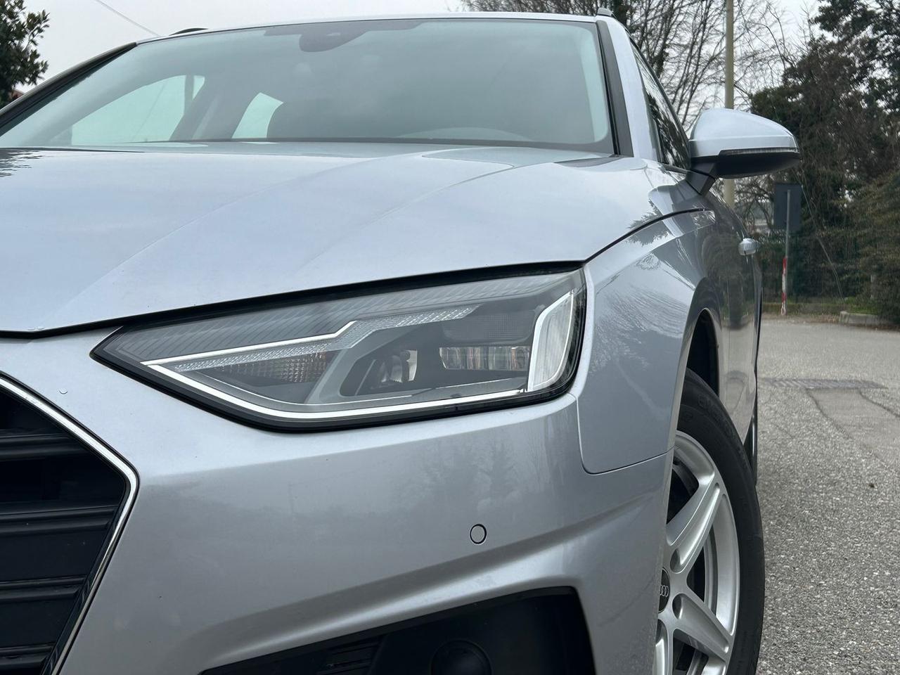 Audi A4 Business 2.0 30 TDI MHEV #9673