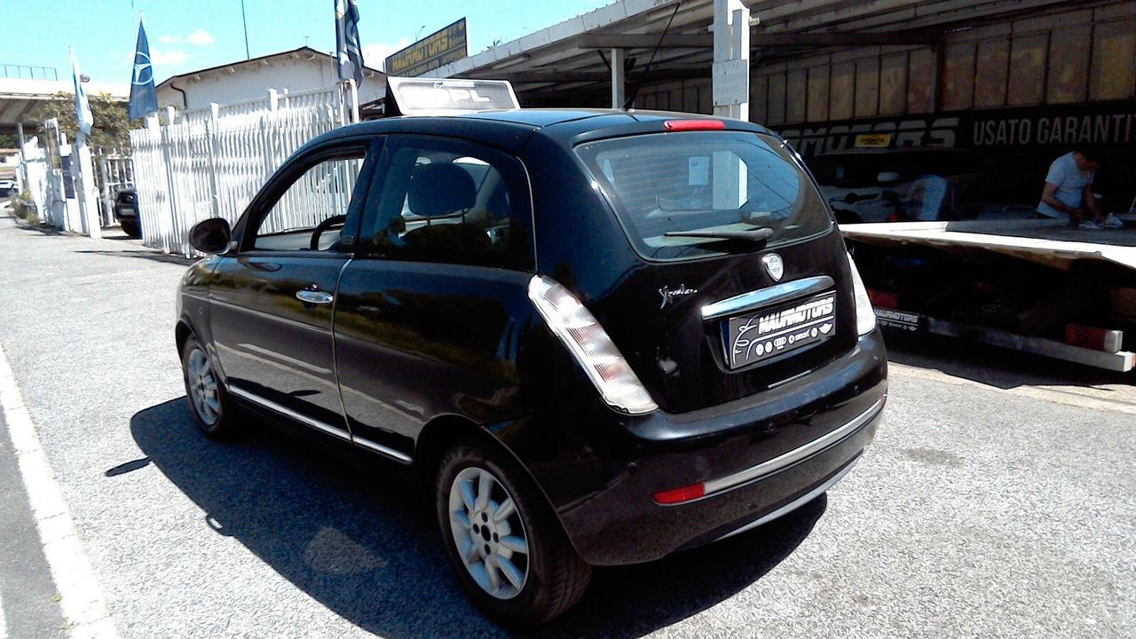 LANCIA YPSILON 2 SERIE - 1.2 69 CV ARGENTO - BENZINA/GPL - EURO 5.200,00 TRATTABILI