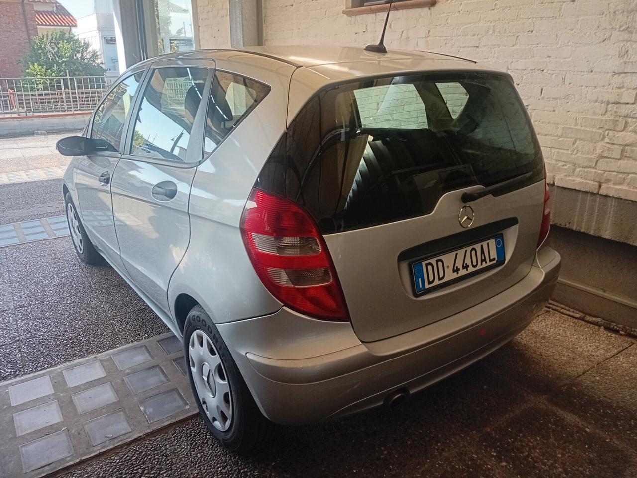 Mercedes-benz A 160 150 Classic