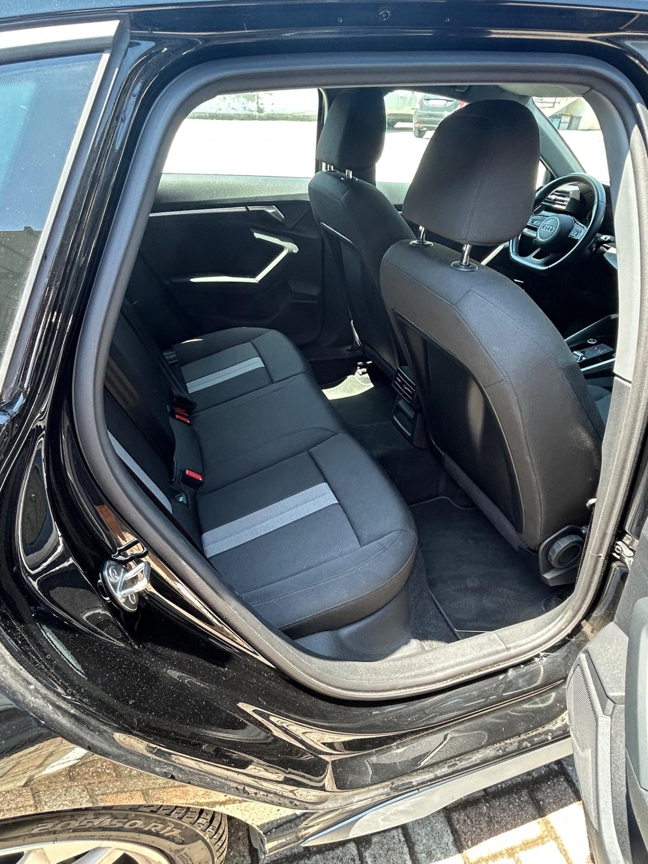 Audi A3 SPB 35 TDI S tronic line edition