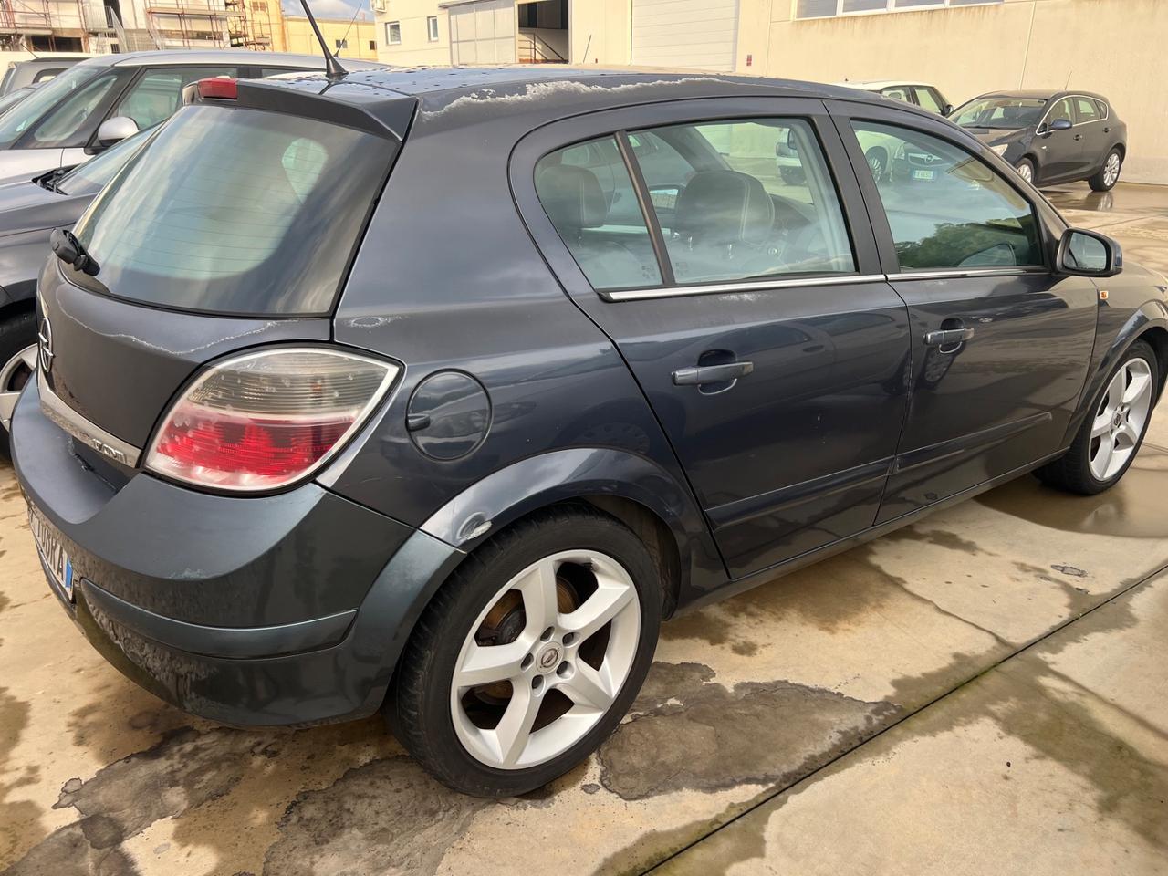 Opel Astra 1.7 CDTI 101 CV 5 porte Cosmo