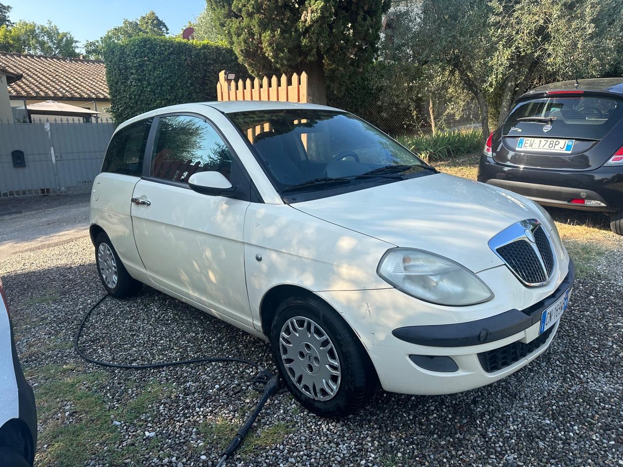 Lancia Ypsilon 1.2 Argento