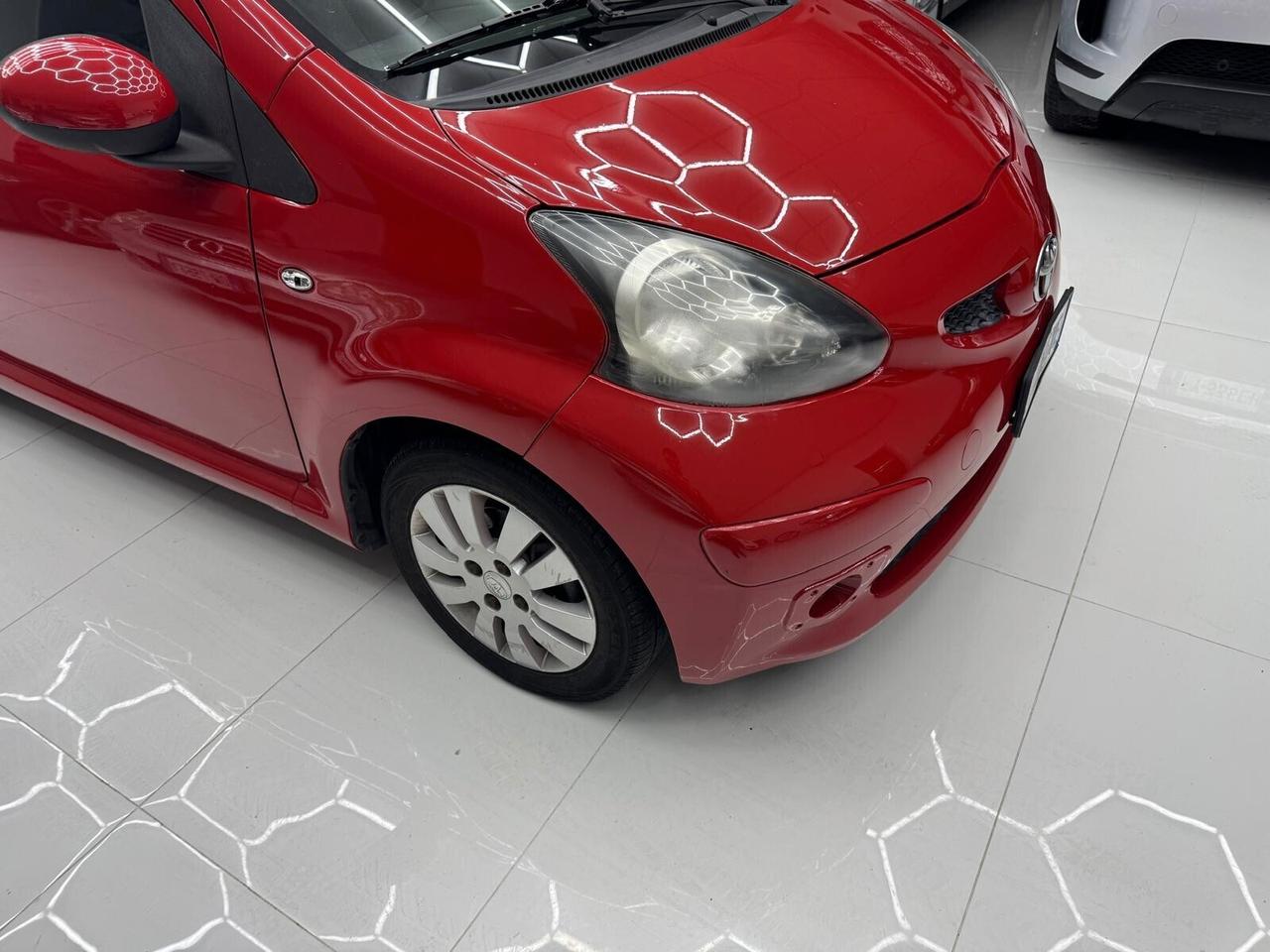 Toyota Aygo 1.0 Benzina 68Cv -OK Neopatentati