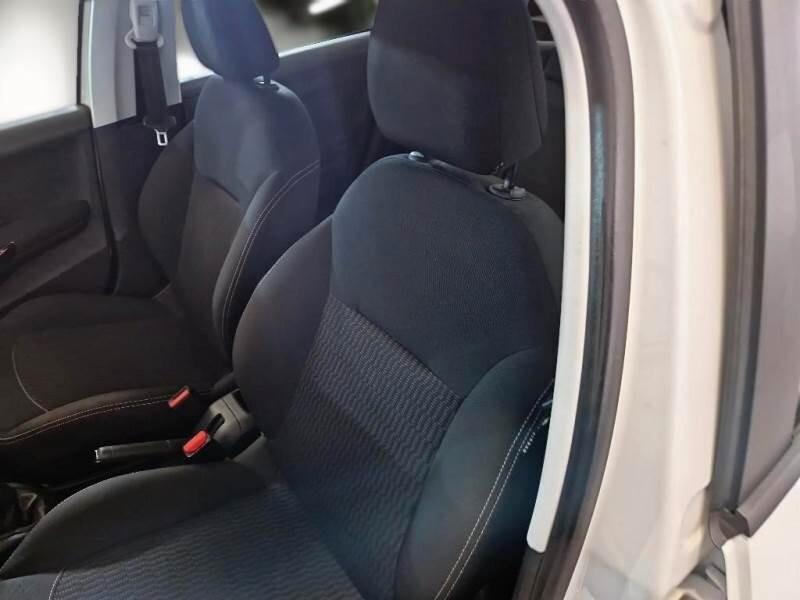 Peugeot 208 BlueHDi 75 S&S 5 porte OK NEOPATENTATI