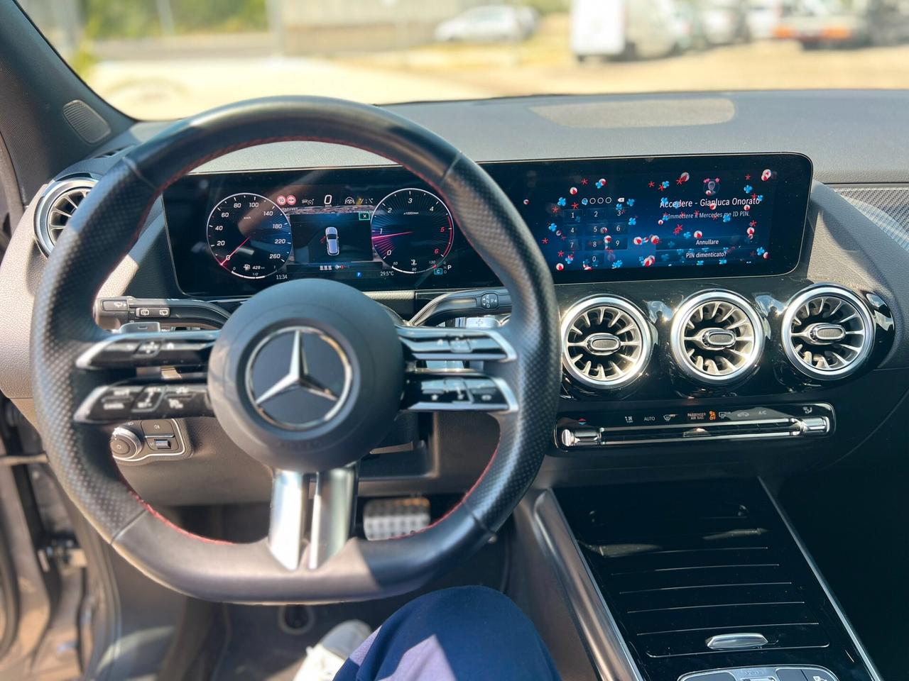 Mercedes-benz GLA 200 d 150cv AMG Premium UNICO PROPRIETARIO IVA ESPOSTA