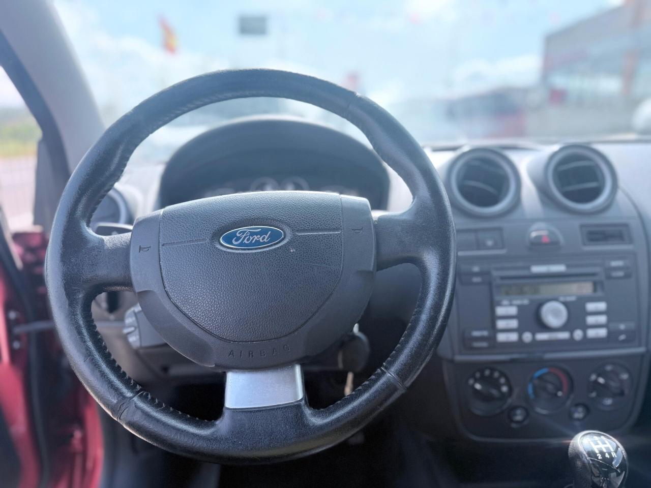 Ford Fiesta 1.2 BENZINA NEOP.