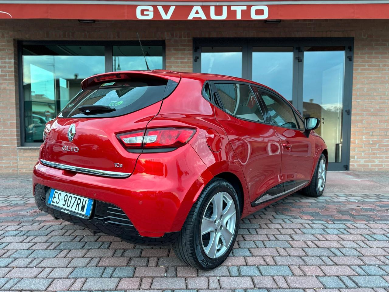 Renault CLIO TCe 90CV Energy