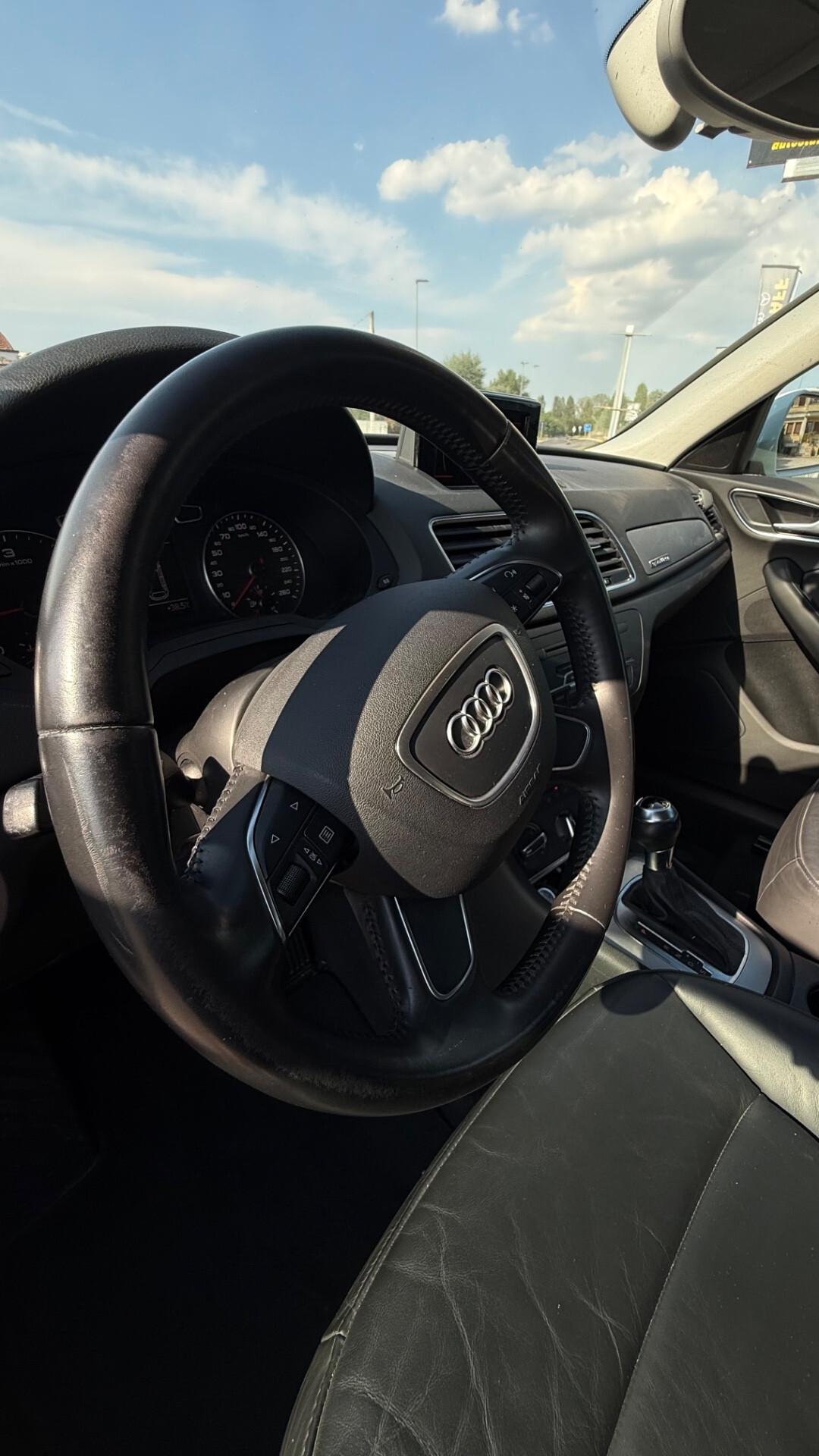 Audi Q3 2.0 TDI 140 CV quattro S tronic Sline