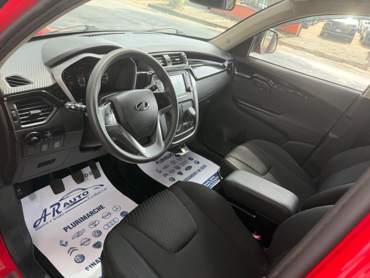 Mahindra KUV100 1.2 VVT K8